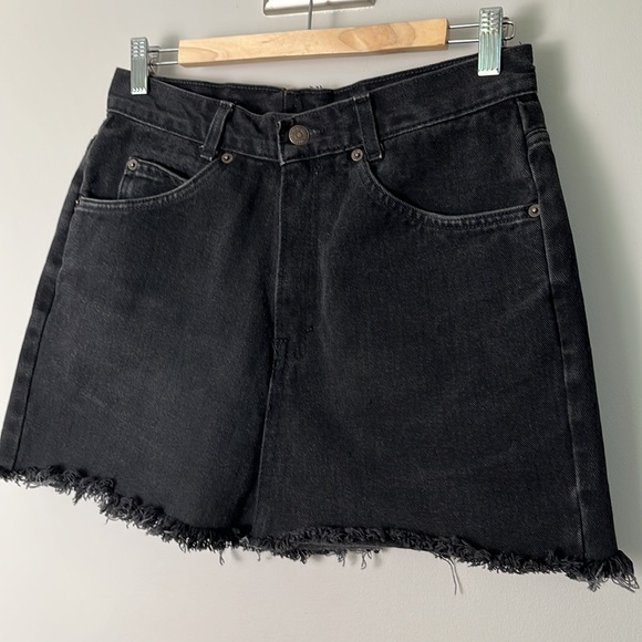 Levi’s Vintage Orange Tab Jean Skirt - Picture 3 of 12